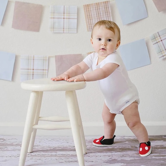 Disney Mickey Mouse Red and Black Infant Shoes~6-9 Months - Picture 4 of 12